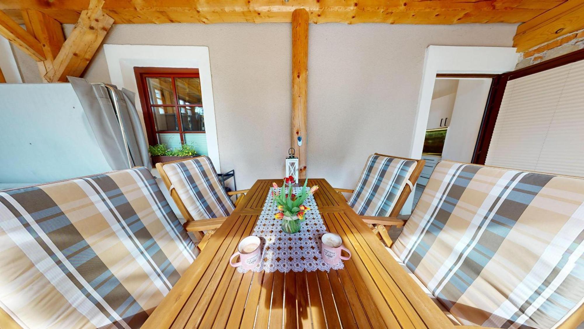 Resort Hisa Ida - Apartments With Hot Tub And Sauna 이반치나고리차 객실 사진