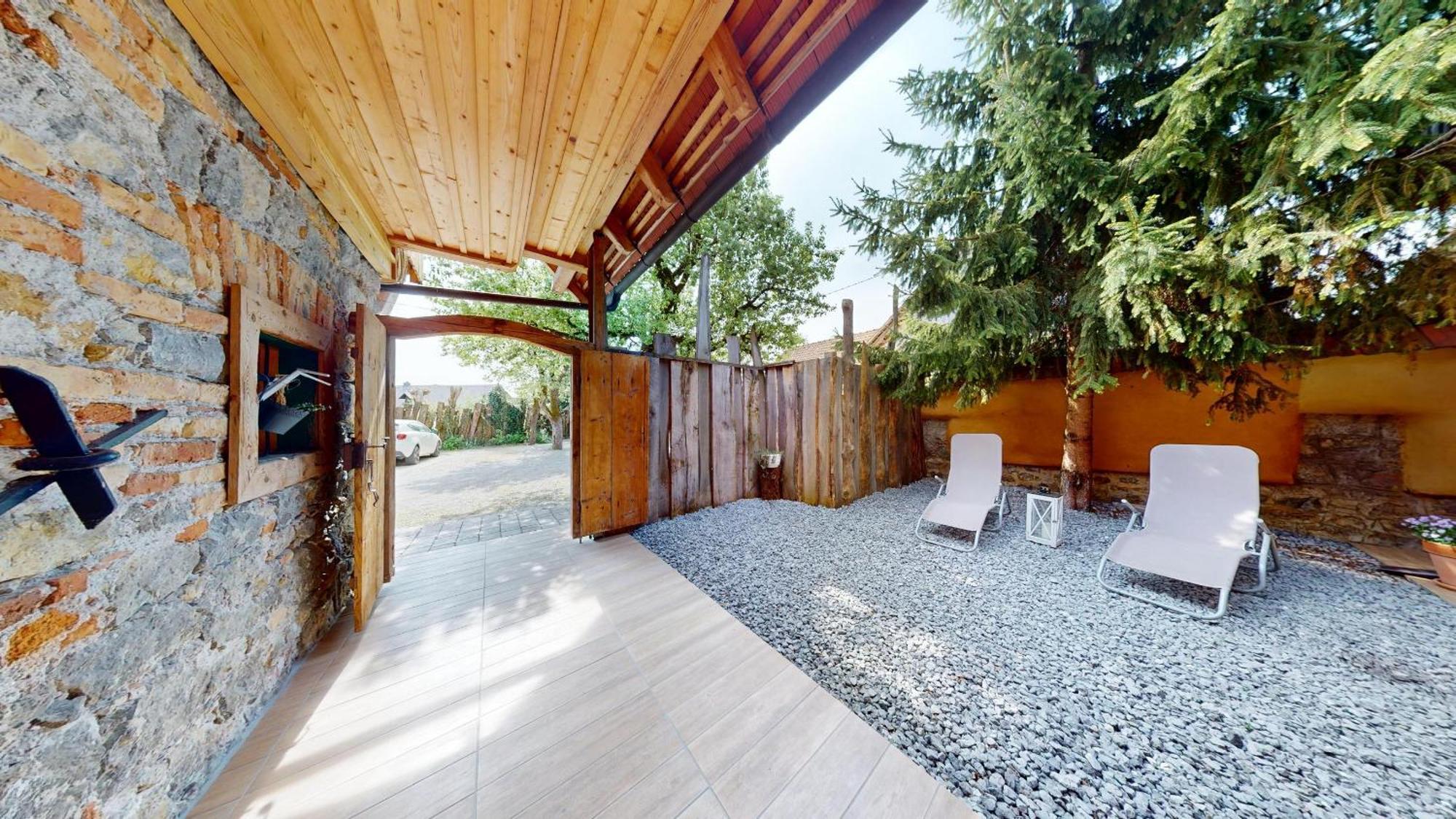 Resort Hisa Ida - Apartments With Hot Tub And Sauna 이반치나고리차 객실 사진